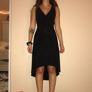 Black v neck dress